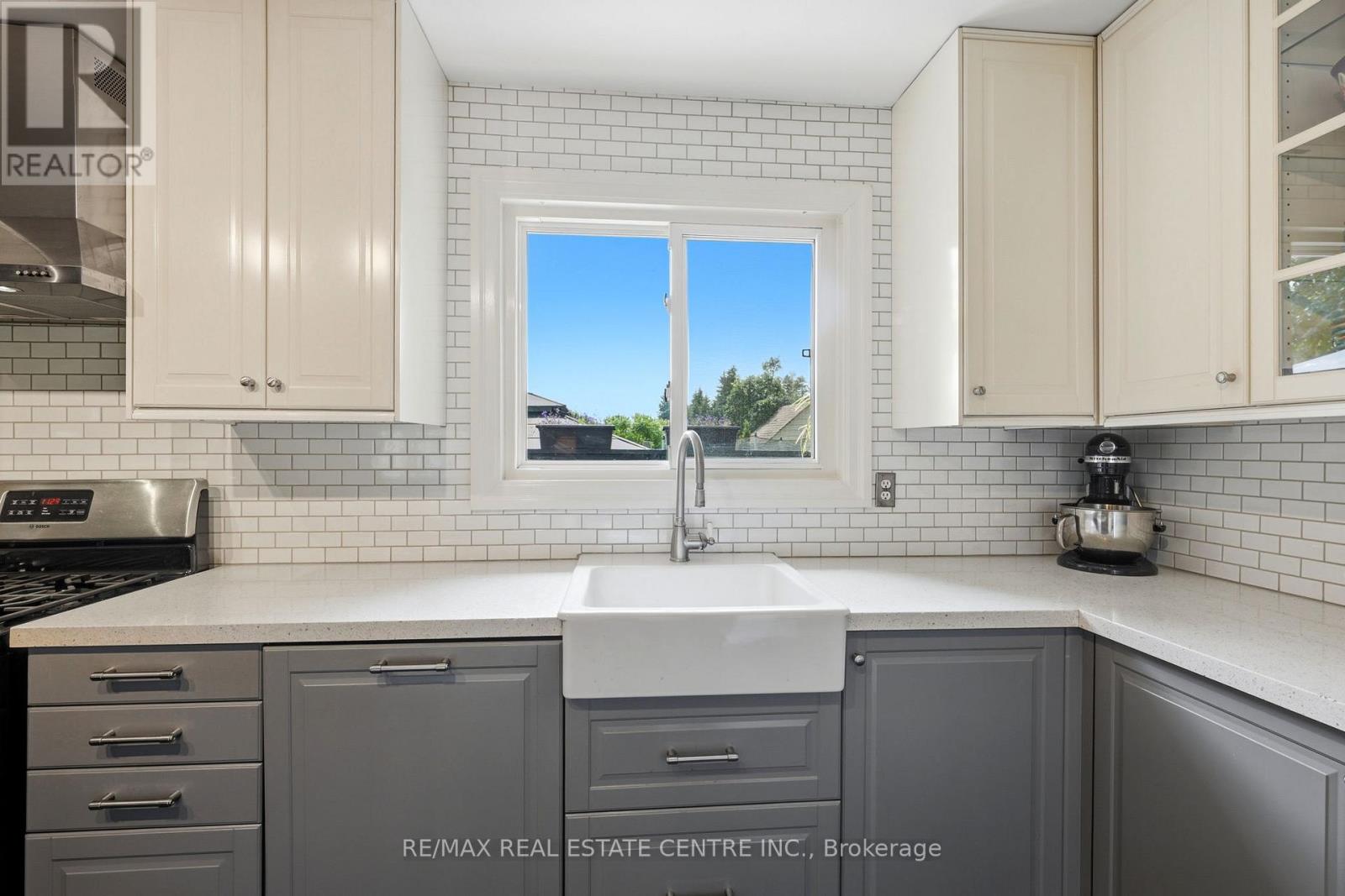 13 DOUGLAS CRESCENT - 13