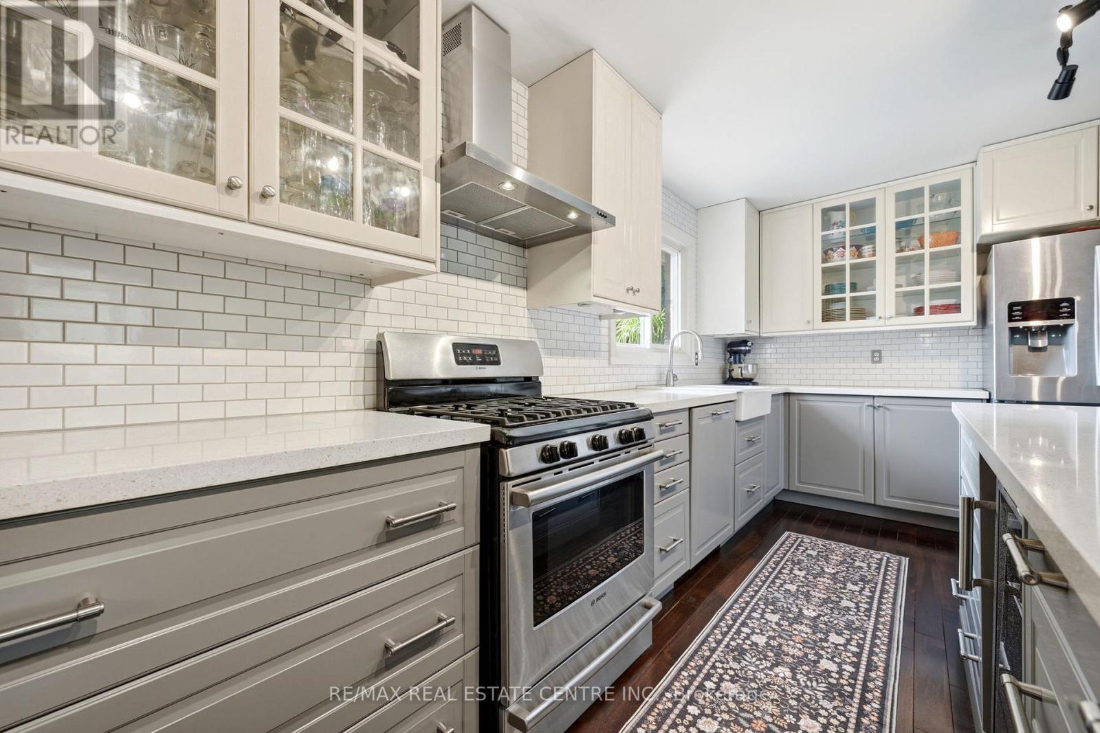 13 DOUGLAS CRESCENT - 14