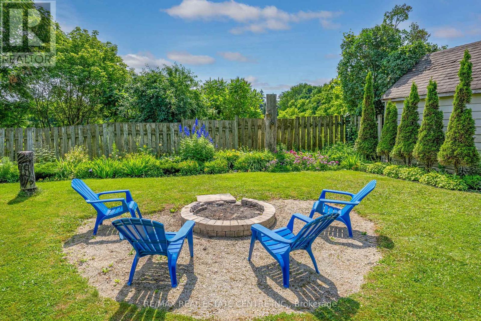 13 DOUGLAS CRESCENT - 45