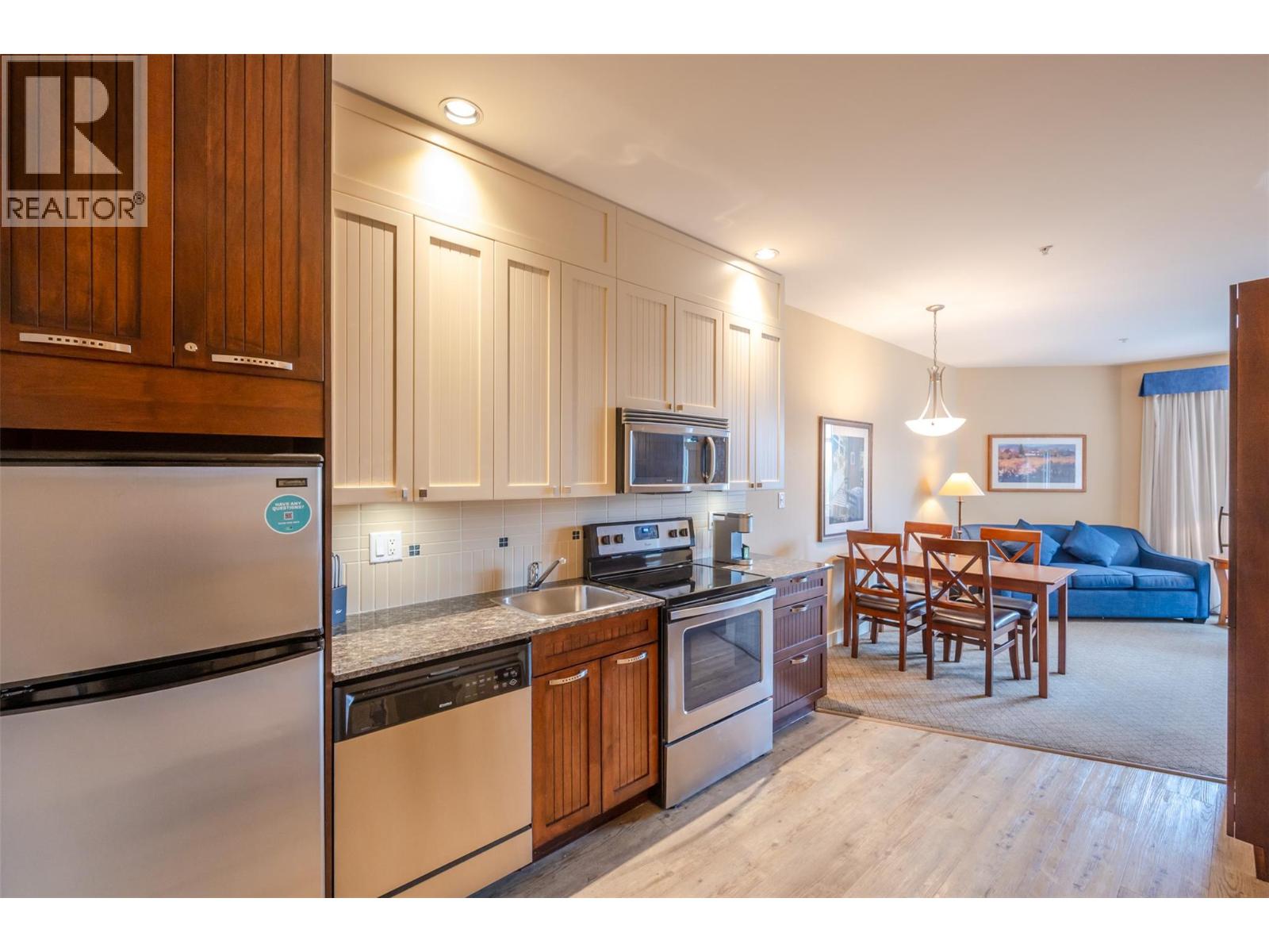 #105 13011 Lakeshore Drive - 15