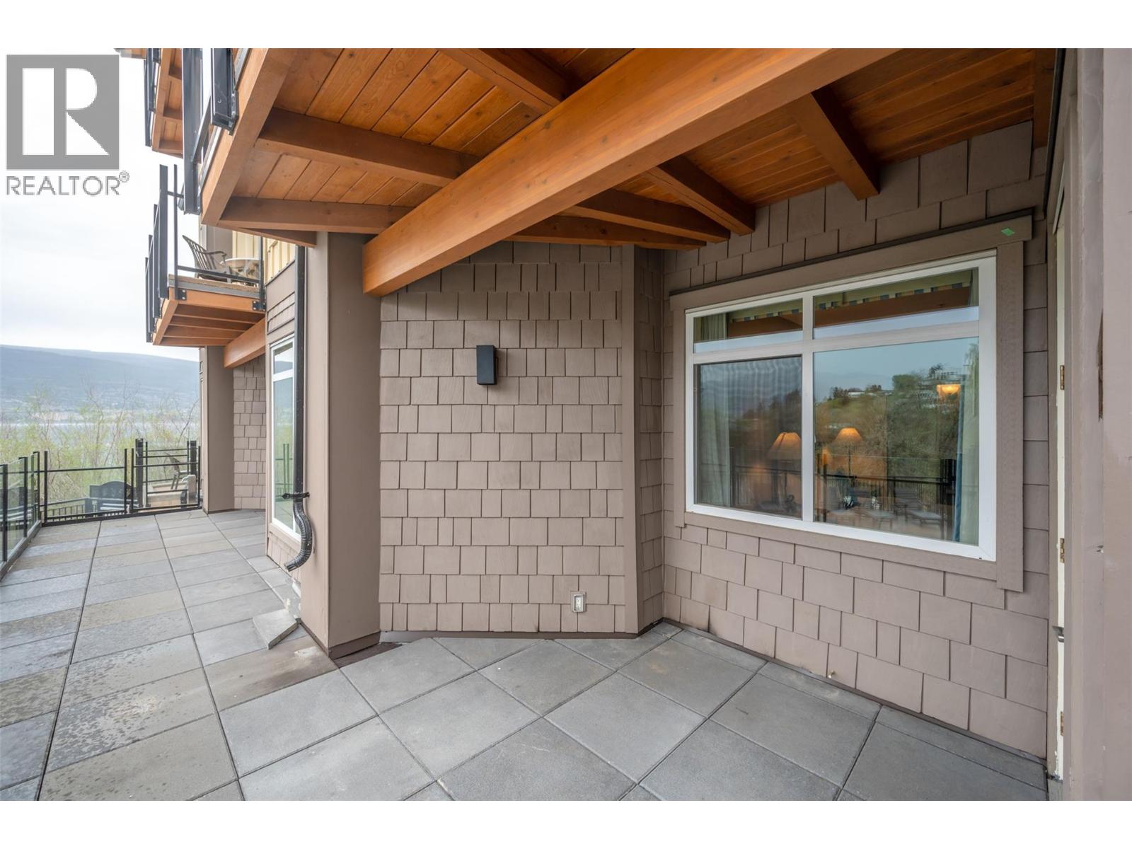 #105 13011 Lakeshore Drive - 29