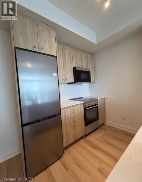 25 WELLINGTON Street S Unit# 3402 — photo 2