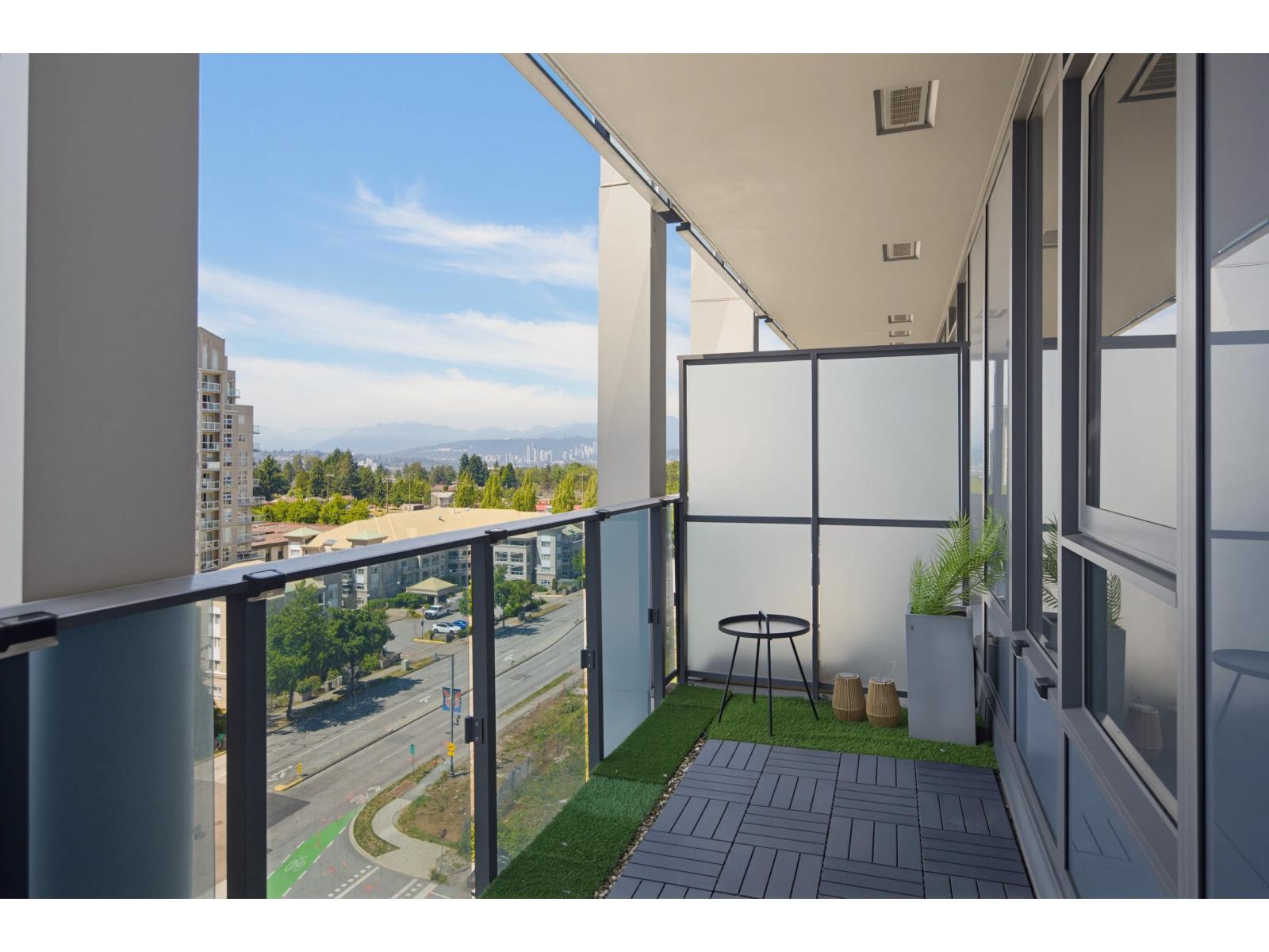 1012 13428 105 AVENUE, Surrey