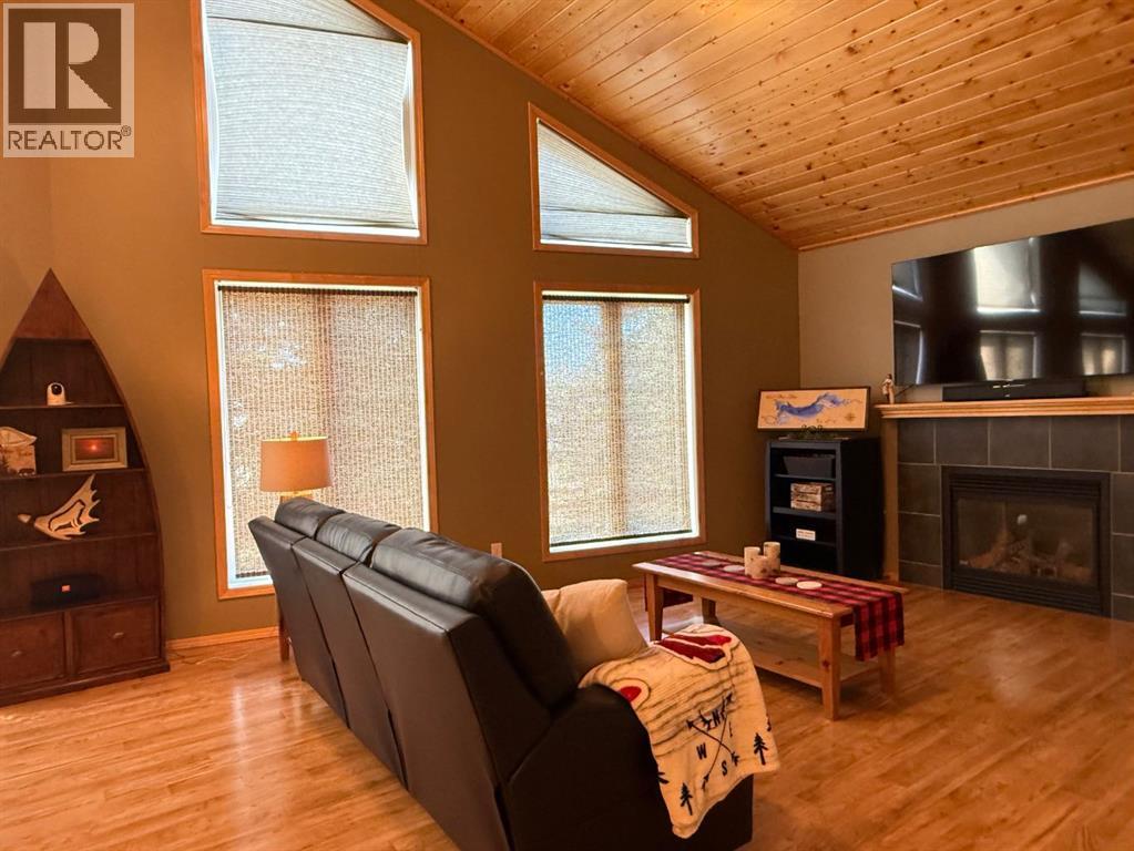 114 Deerland Road - 4