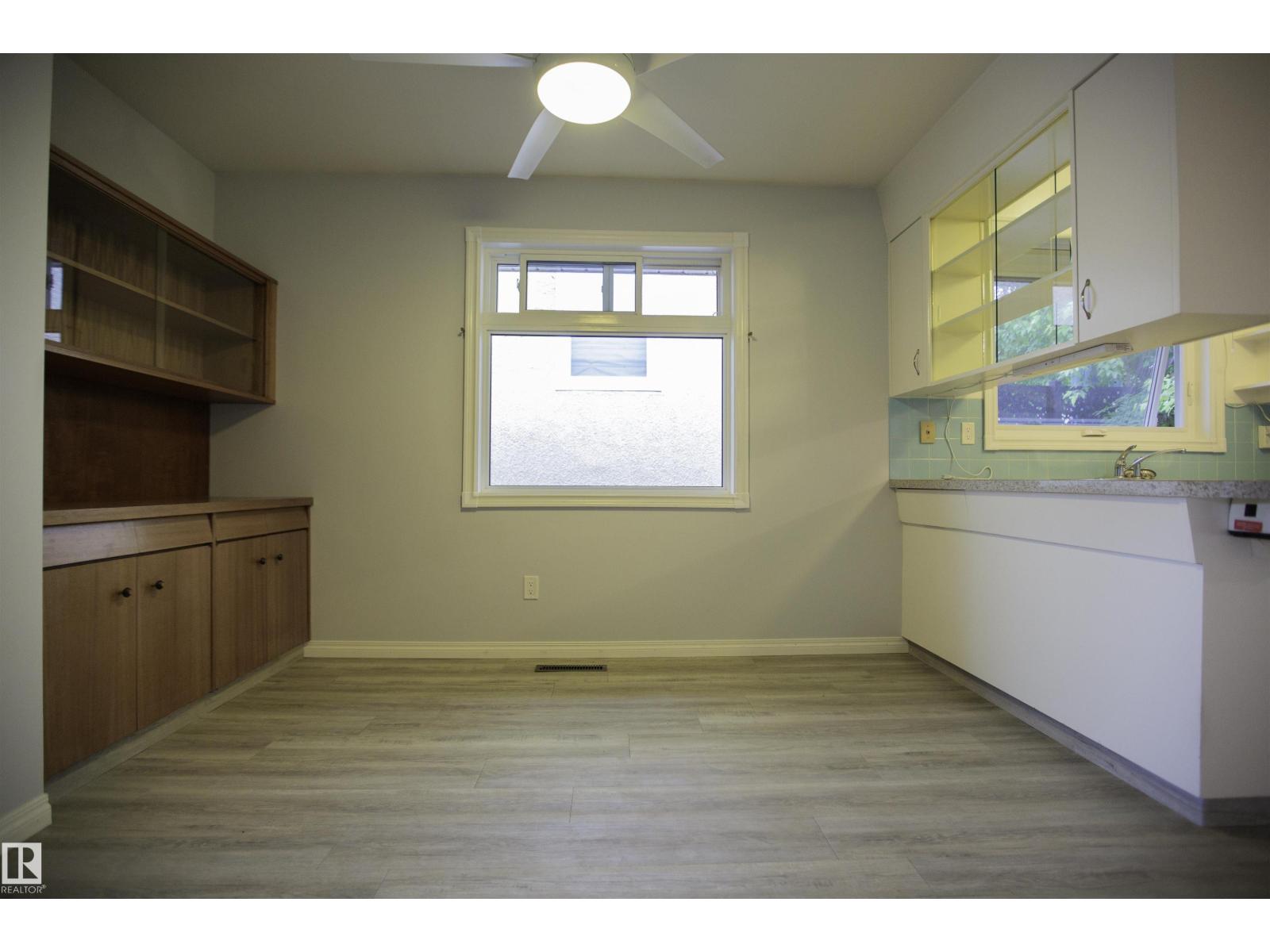 11131 52 ST NW - 26