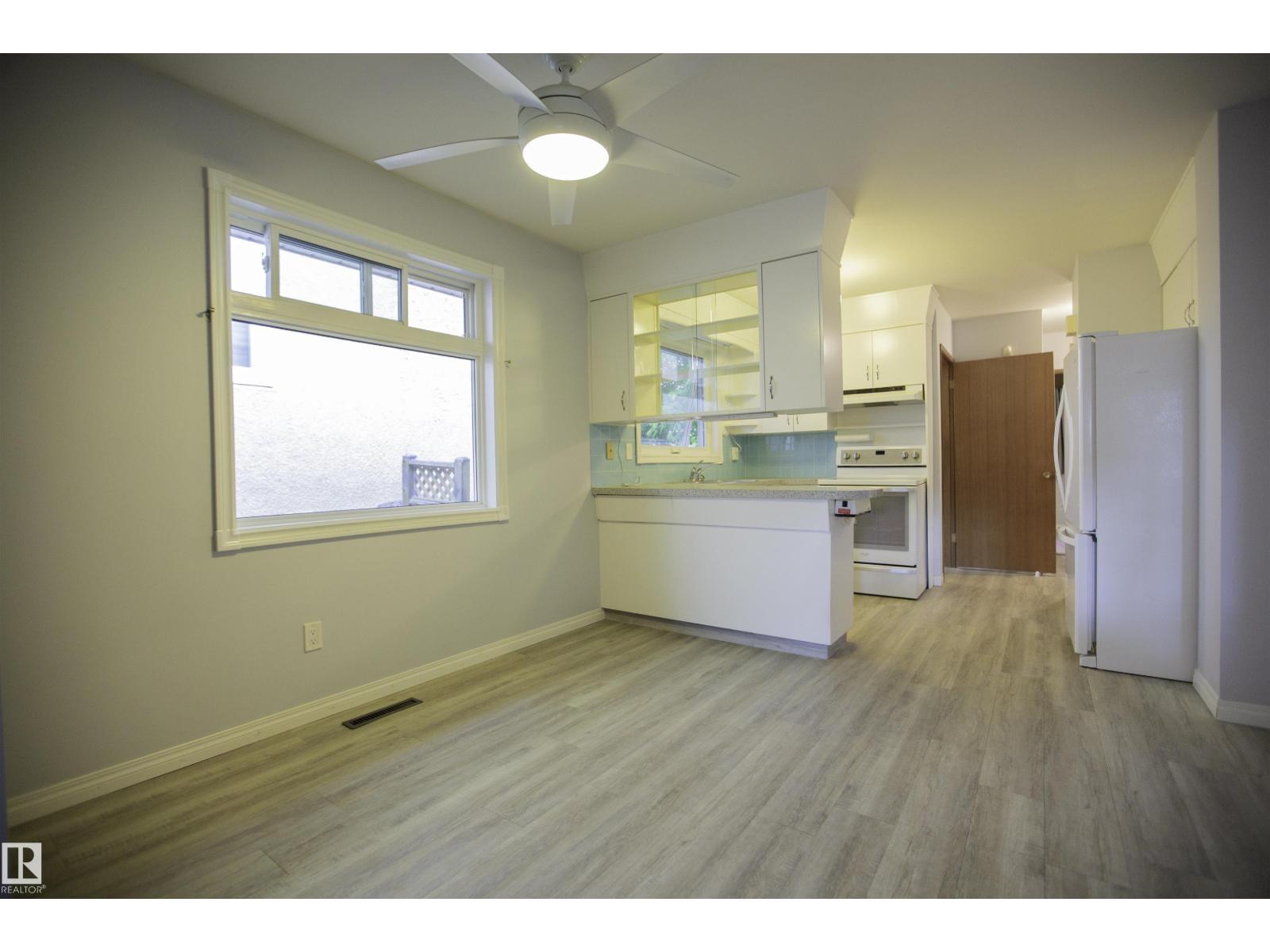 11131 52 ST NW - 27