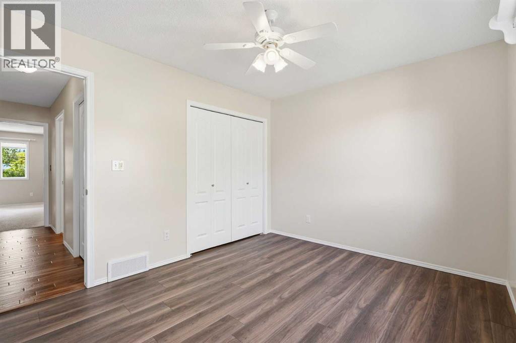 18 Osmond Close - 24