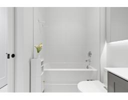 425 14968 101a Avenue, Surrey, BC V3R0E8 Photo 11