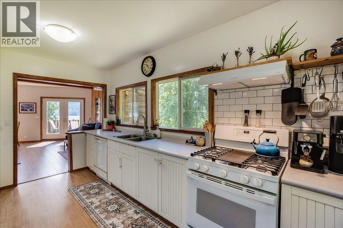 3548 Terrace Street - 14