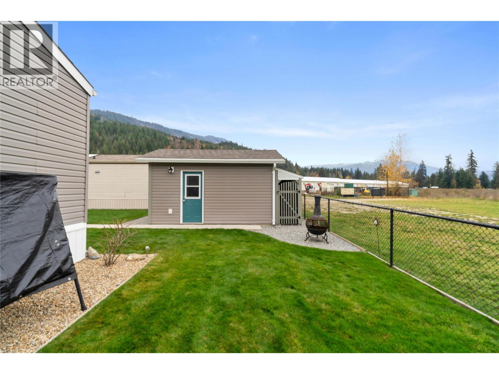1707 Hillier Road E Unit# 3, Sicamous