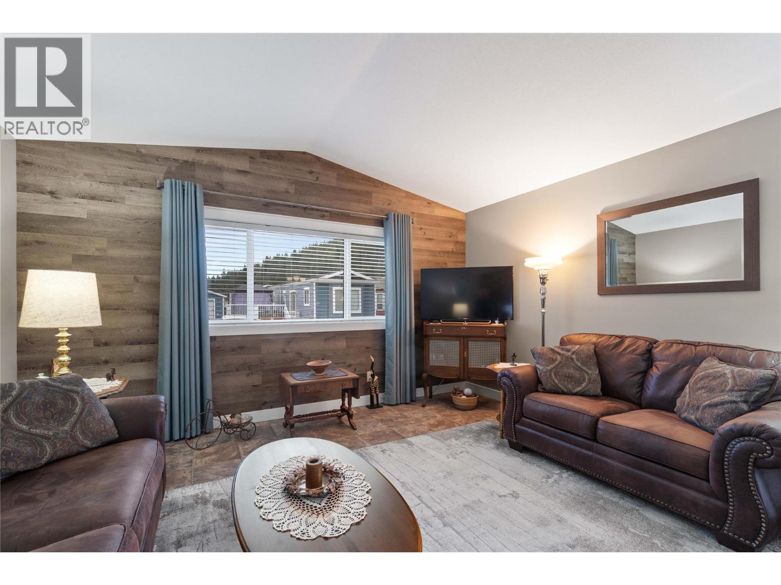 1707 Hillier Road E Unit# 3, Sicamous