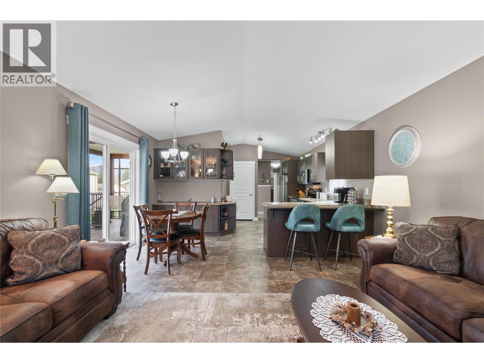 1707 Hillier Road E Unit# 3, Sicamous