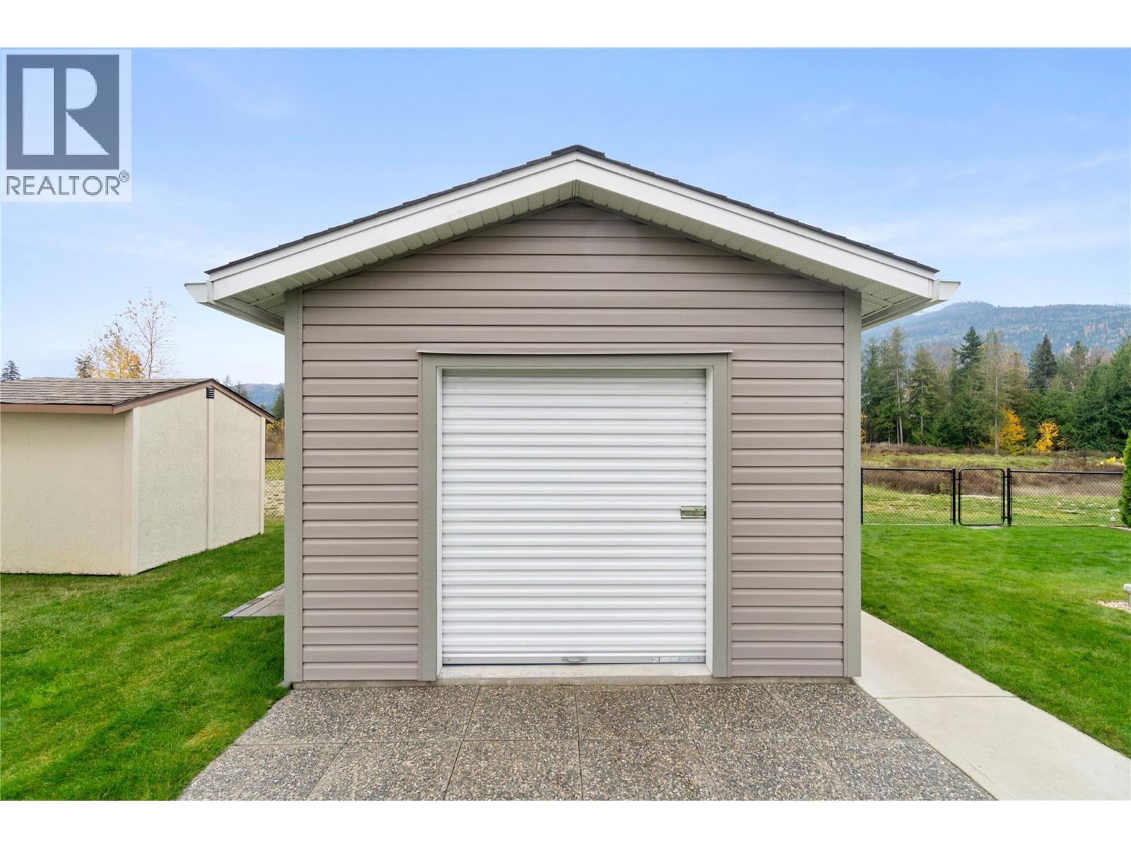 1707 Hillier Road E Unit# 3, Sicamous