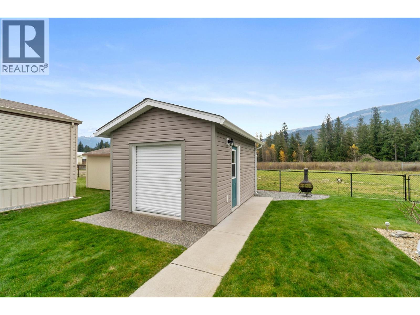 1707 Hillier Road E Unit# 3, Sicamous