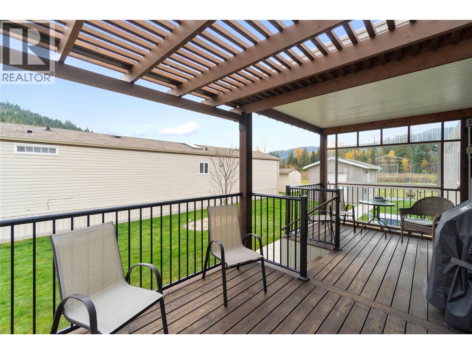 1707 Hillier Road E Unit# 3, Sicamous