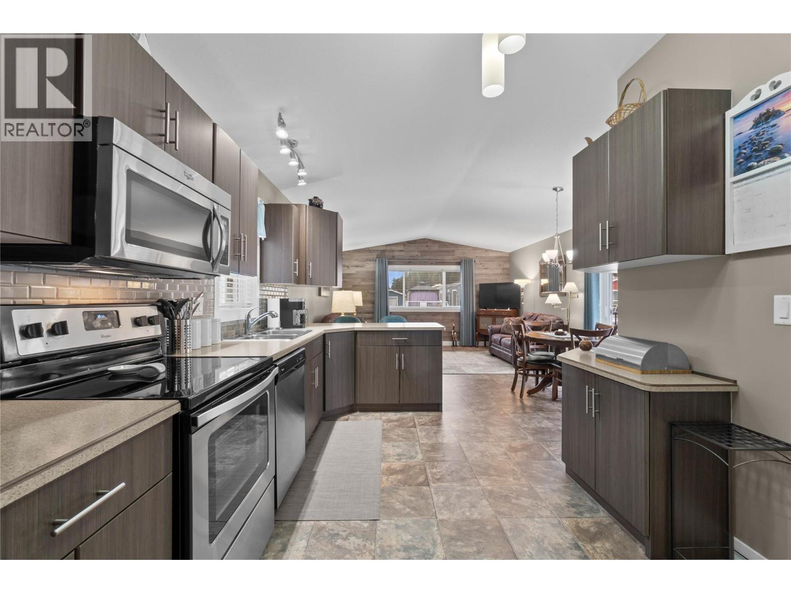 1707 Hillier Road E Unit# 3, Sicamous