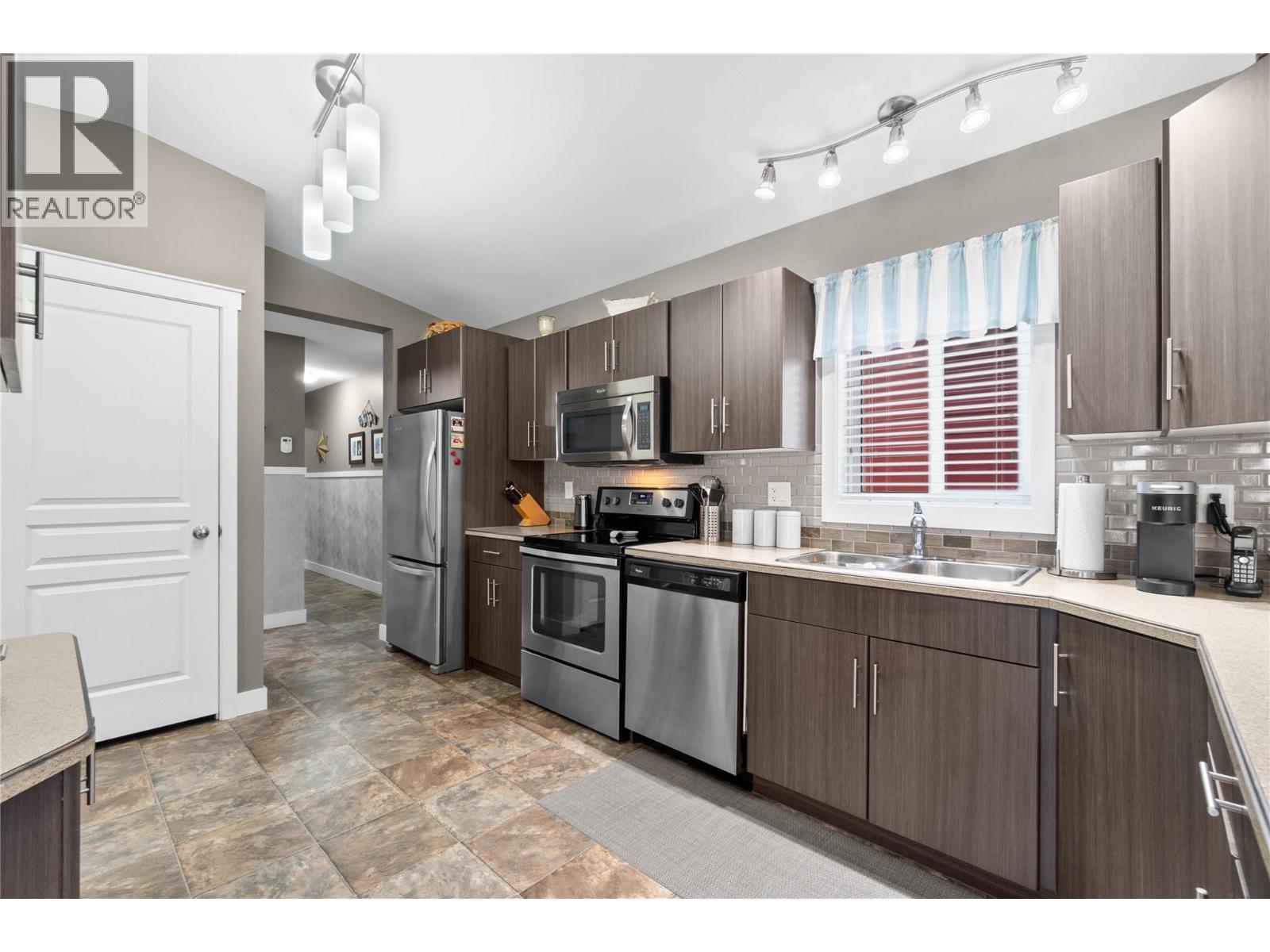 1707 Hillier Road E Unit# 3, Sicamous