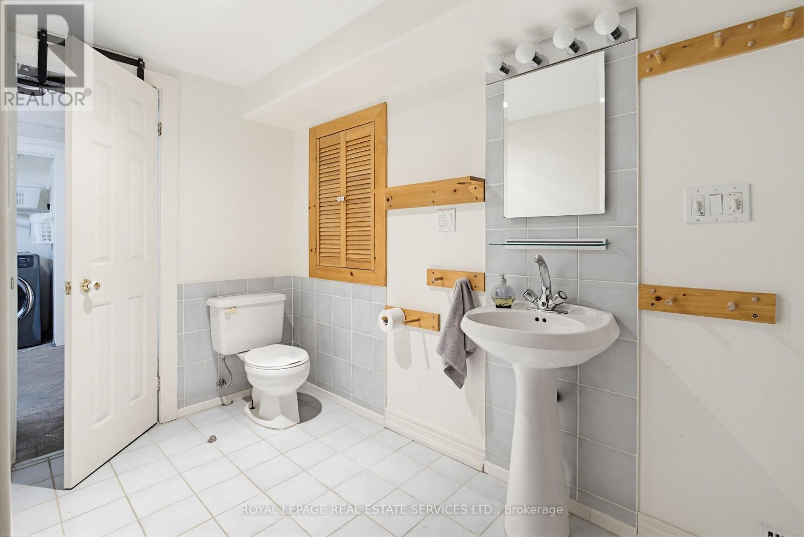 1390 PEERLESS COURT - 30