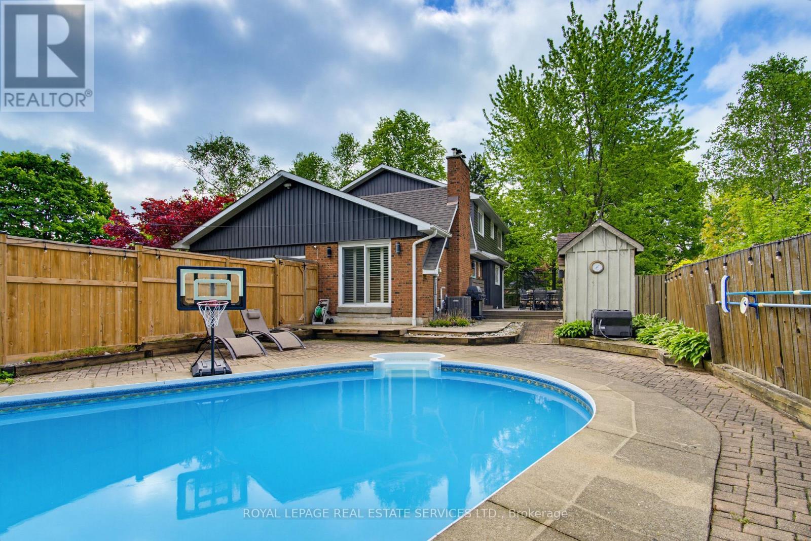 1390 PEERLESS COURT - 8