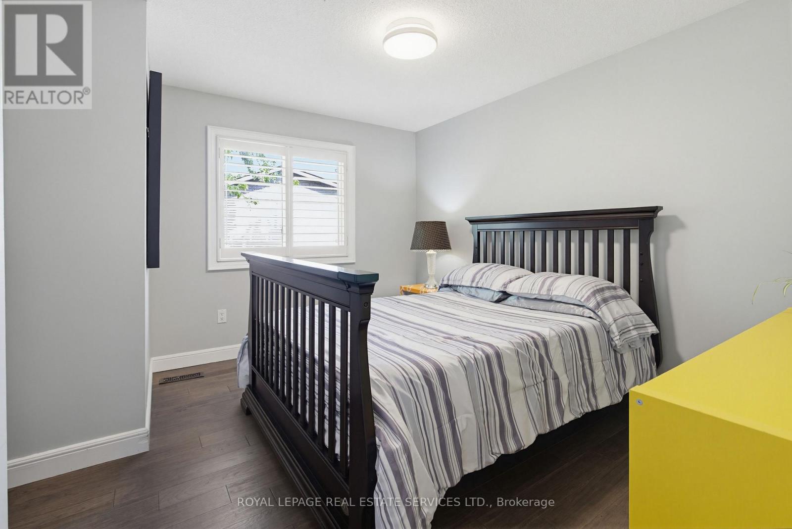 1390 PEERLESS COURT - 24