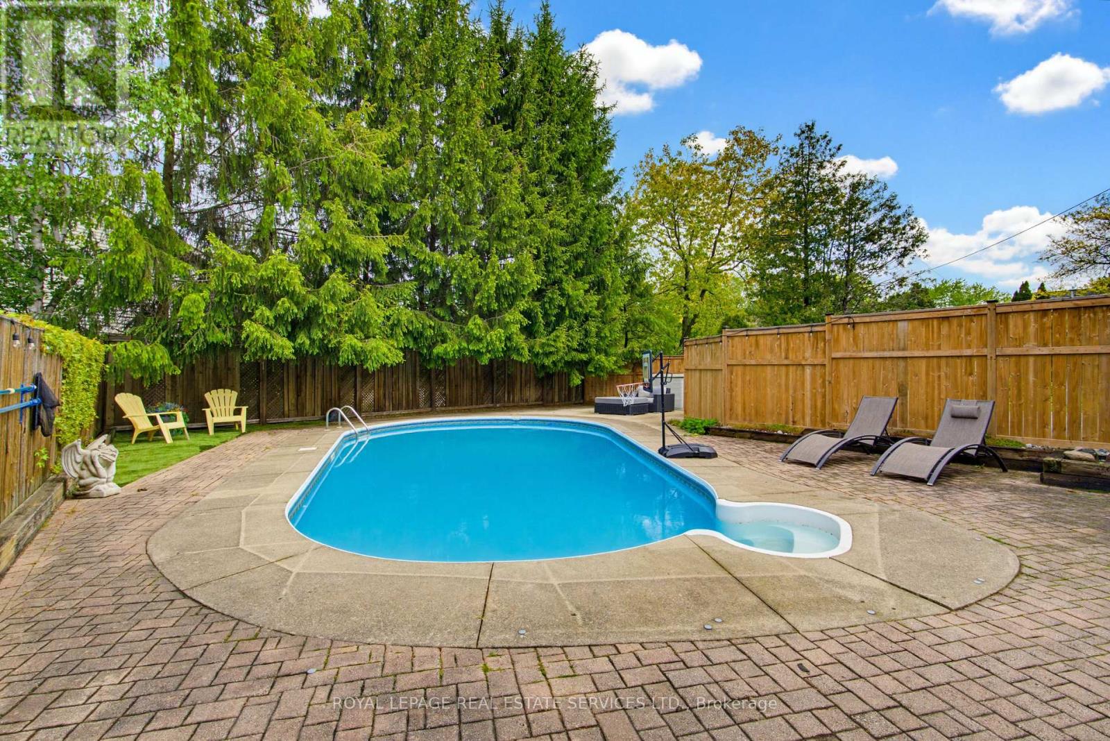1390 PEERLESS COURT - 6