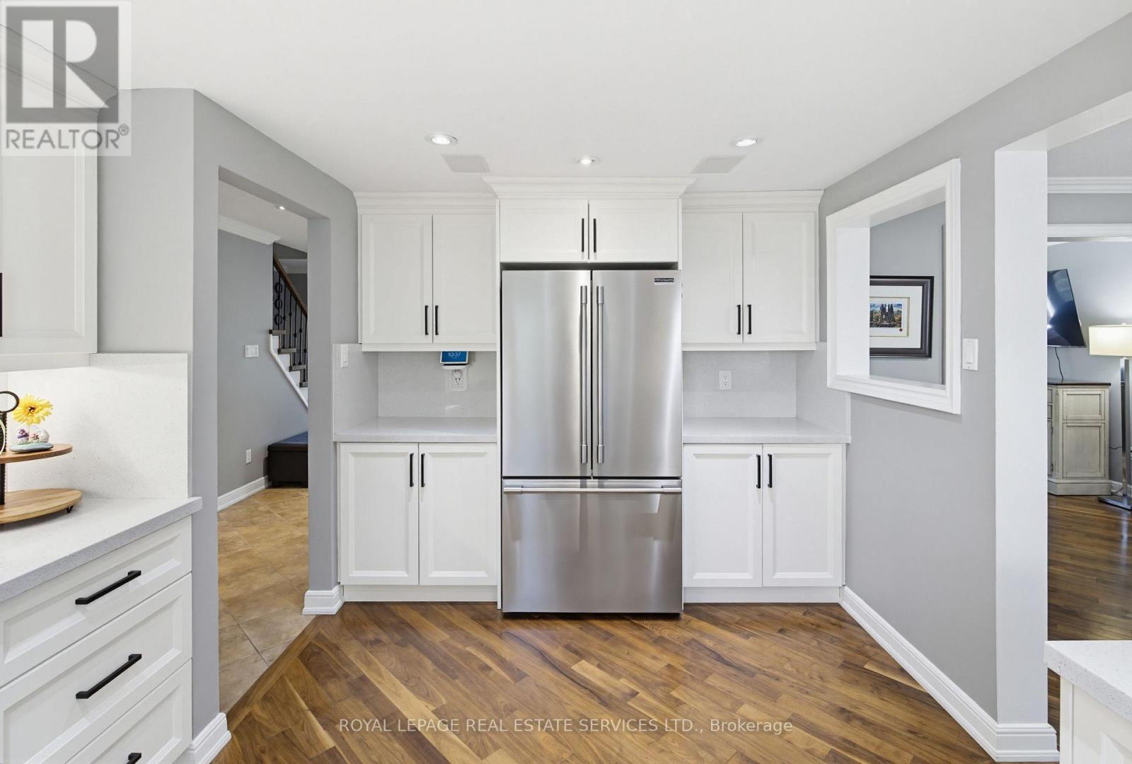 1390 PEERLESS COURT - 18