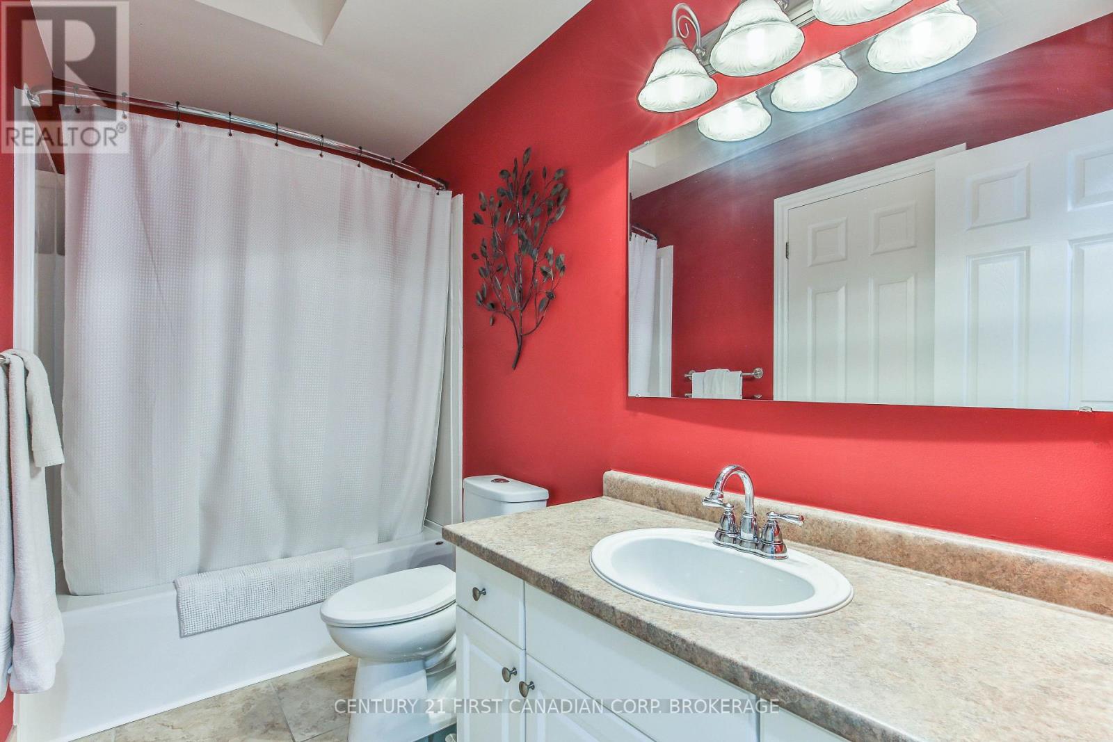 24 LINWOOD DRIVE - 19