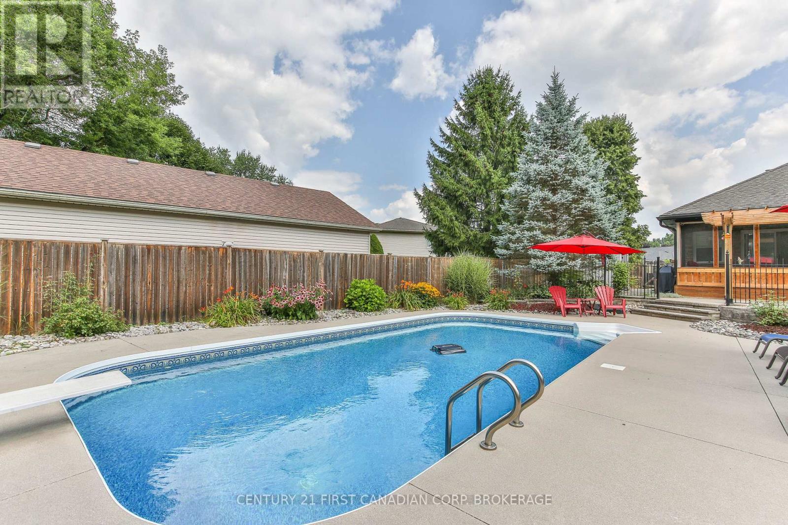 24 LINWOOD DRIVE - 36