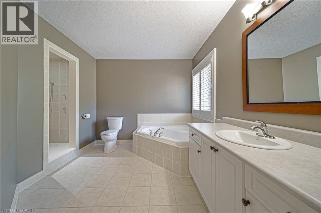 112 DIRKSEN Court - 24