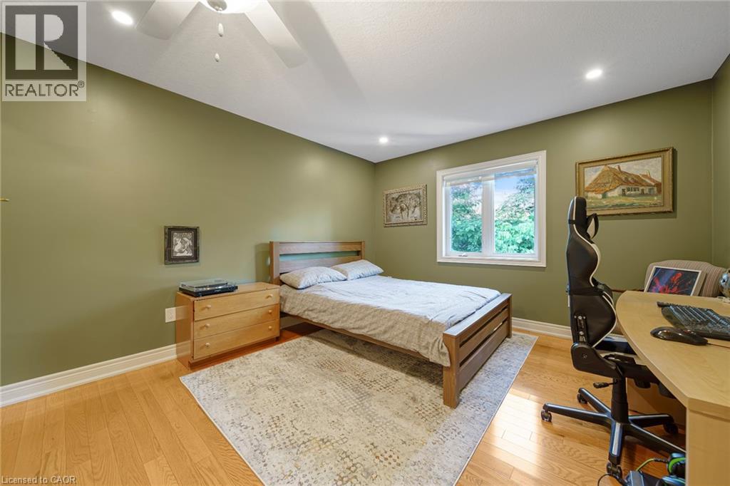 112 DIRKSEN Court - 27