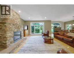 4pc Bathroom - 112 Dirksen Court, Kitchener, ON N2P2M1 Photo 16