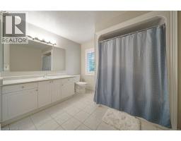 112 Dirksen Court, Kitchener, ON N2P2M1 Photo 31