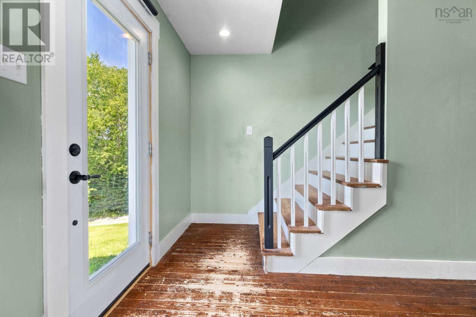 12 Moores Road - 6