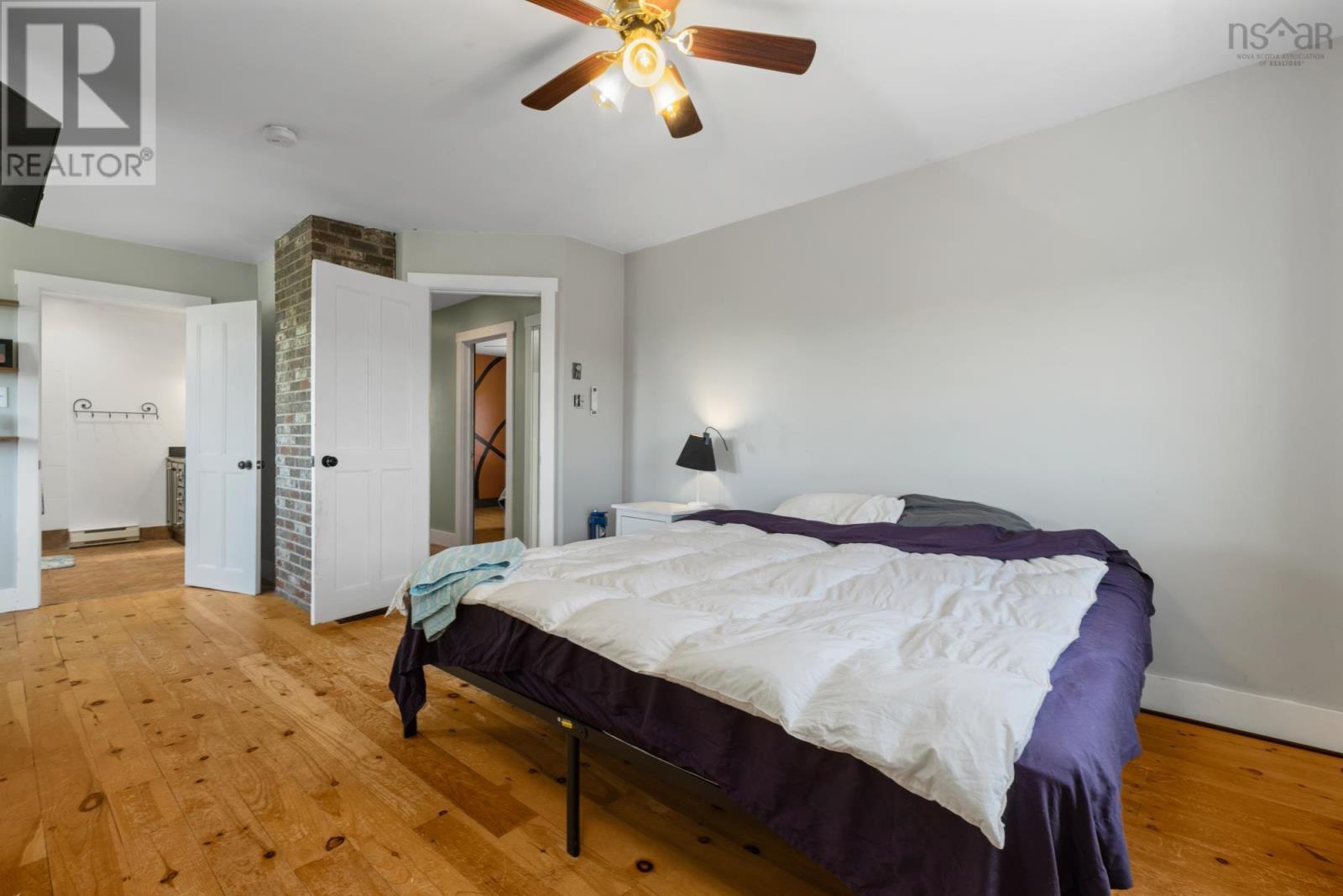 12 Moores Road - 27