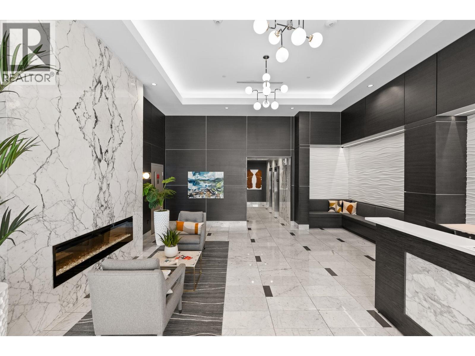 1406 118 CARRIE CATES COURT, North Vancouver
