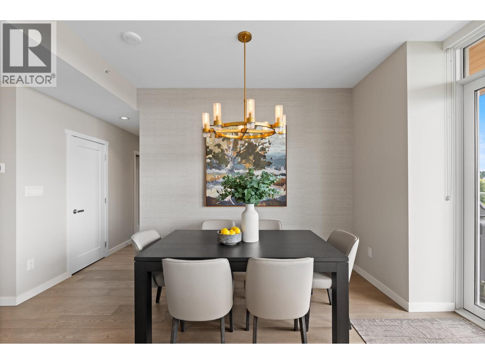 1406 118 CARRIE CATES COURT, North Vancouver