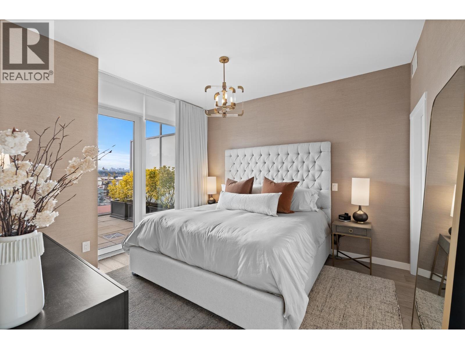 1406 118 CARRIE CATES COURT, North Vancouver