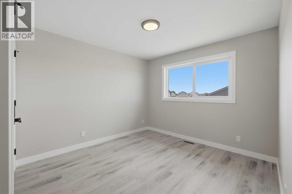 125 Hampton Crescent - 10