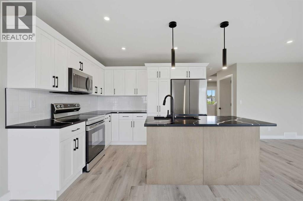 125 Hampton Crescent - 6