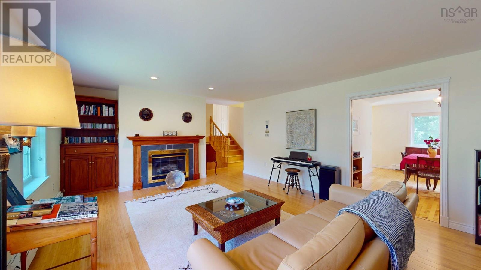 61 Sherwood Drive - 11
