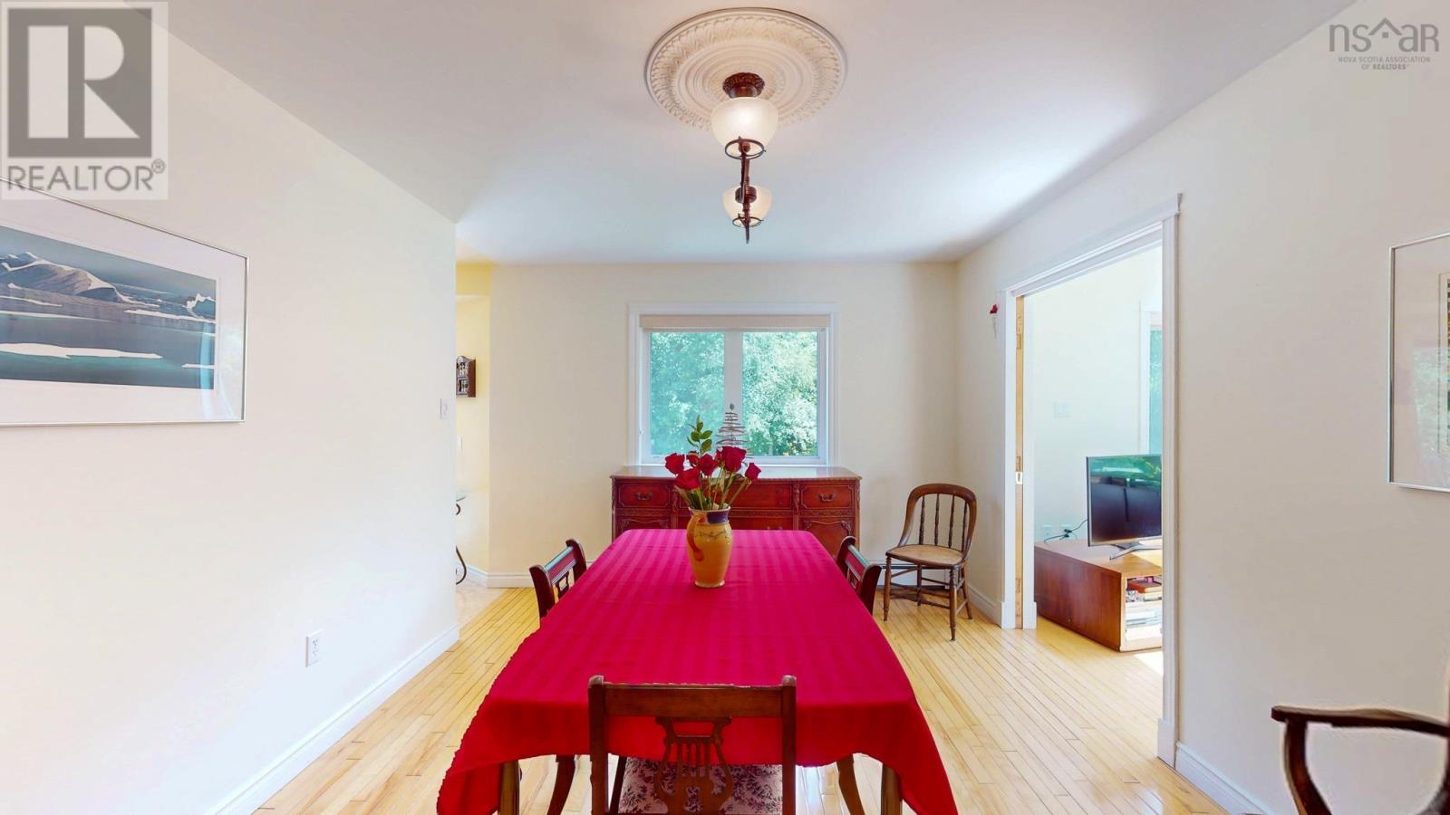 61 Sherwood Drive - 14