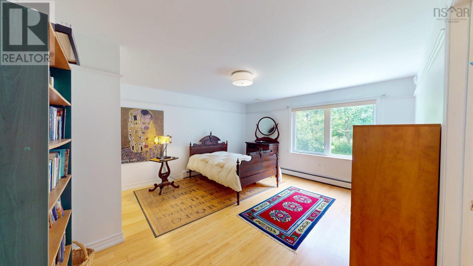 61 Sherwood Drive - 25