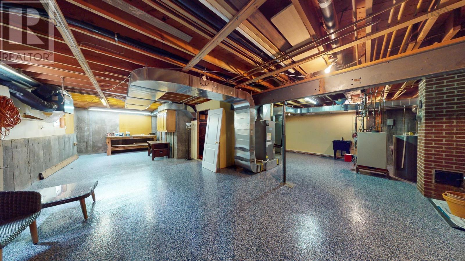 61 Sherwood Drive - 39