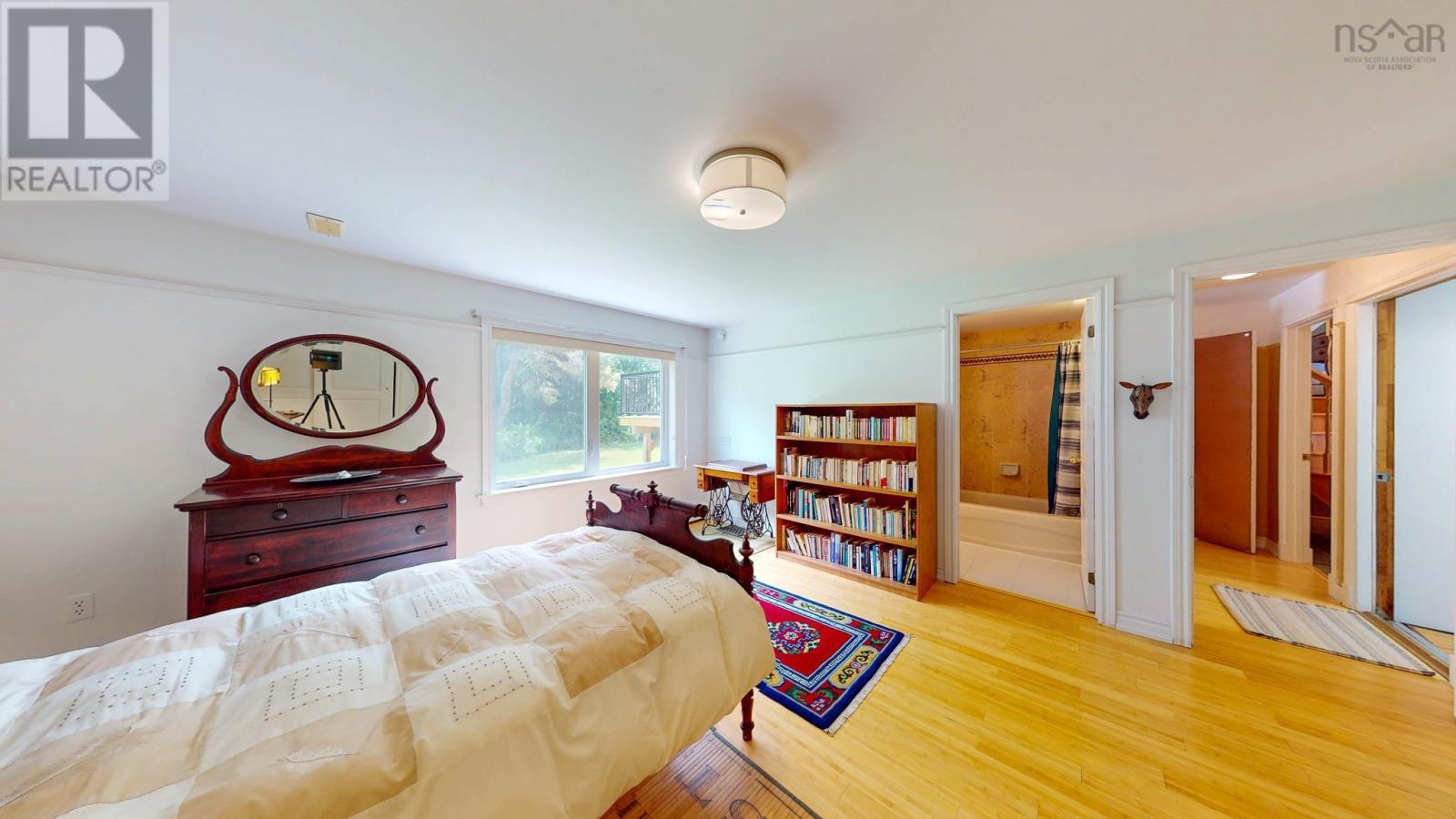61 Sherwood Drive - 26