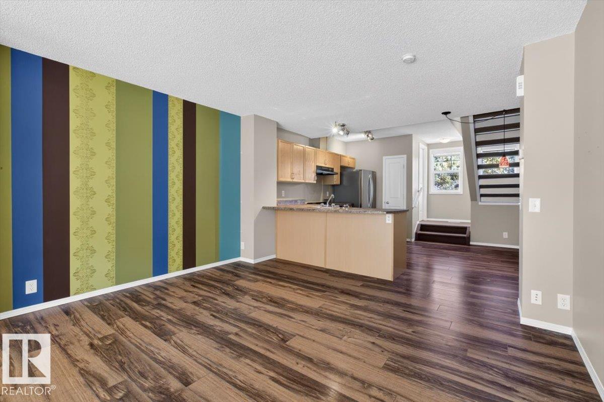 #130 5604 199 ST NW - 7