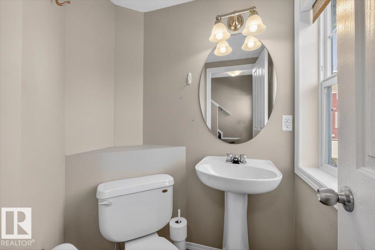 #130 5604 199 ST NW - 16