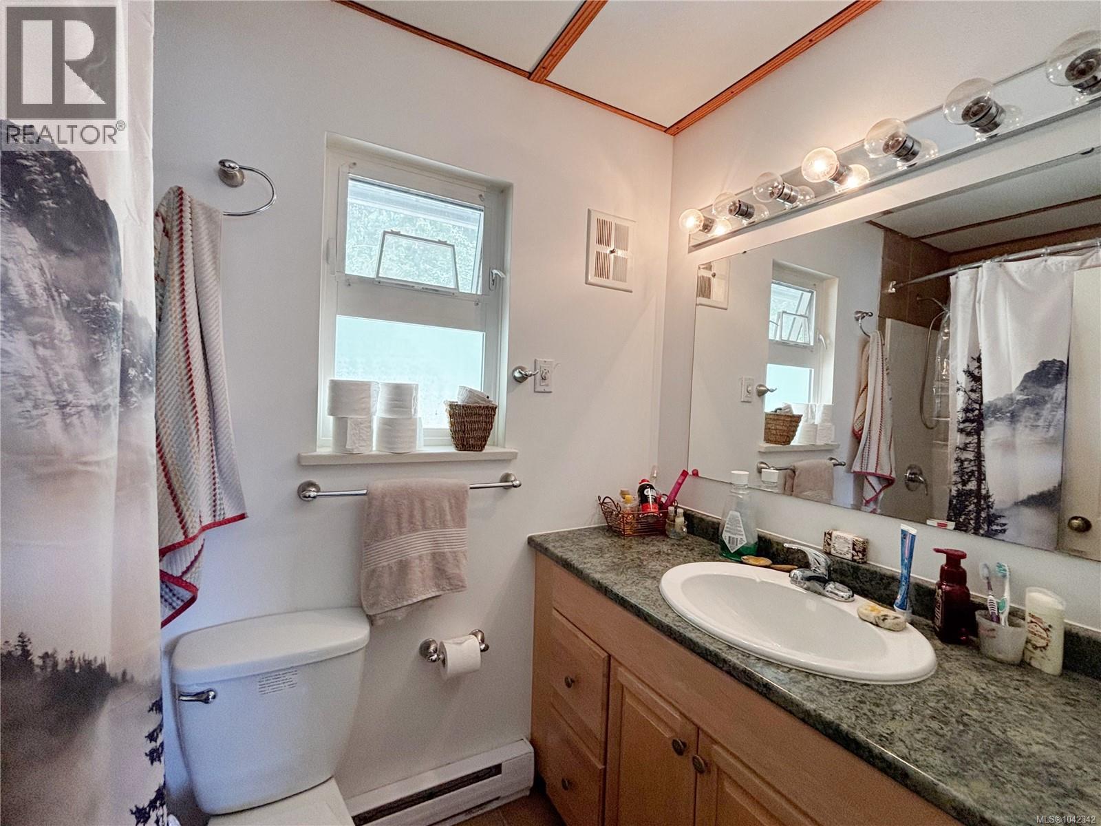 648 Nimpkish Dr - 12