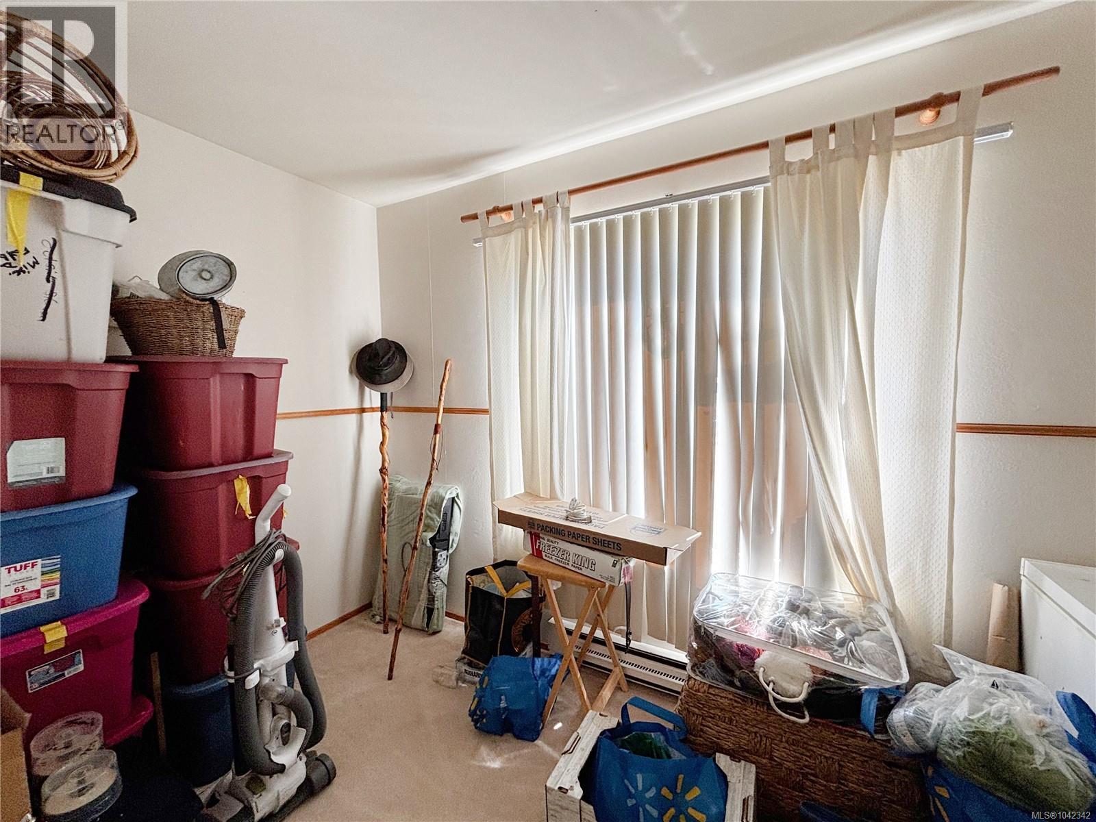 648 Nimpkish Dr - 16