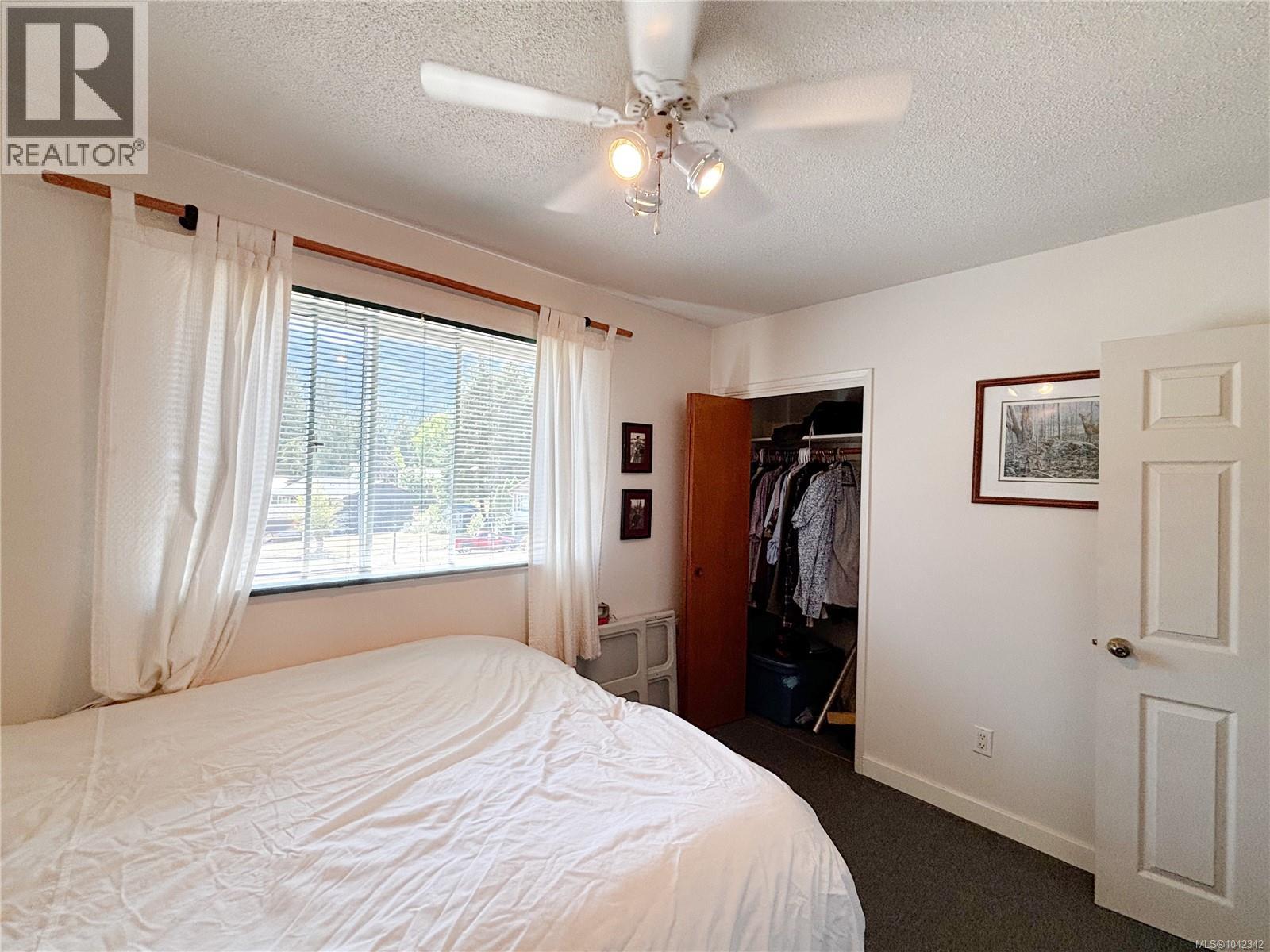 648 Nimpkish Dr - 8