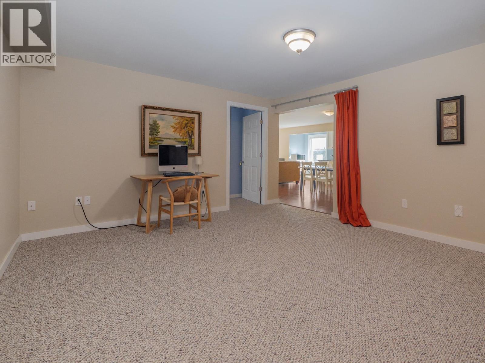 5878 MEDUSA STREET, Sechelt